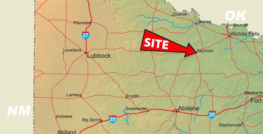 902 N Main St, Seymour, TX 76380