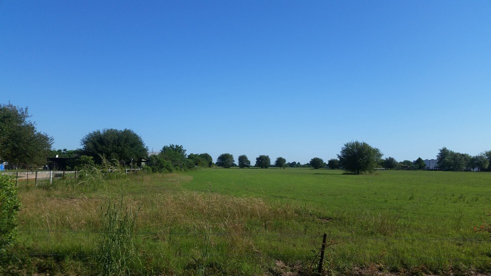 30930 Waller Spring Crk/Stokes Rd, Waller, TX for sale - Primary Photo - Image 1 of 1