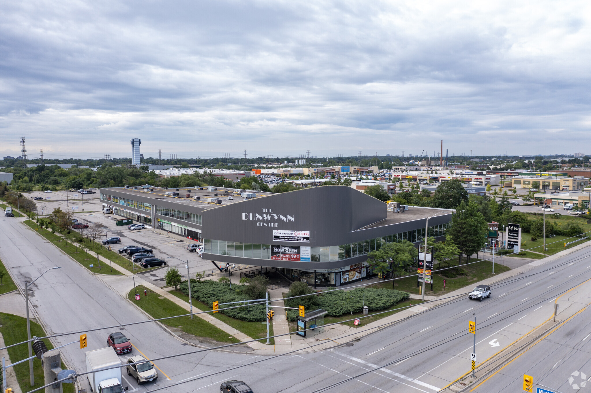 1590 Dundas St E, Mississauga, ON L4X 1L4 - The Dunwynn Centre | LoopNet