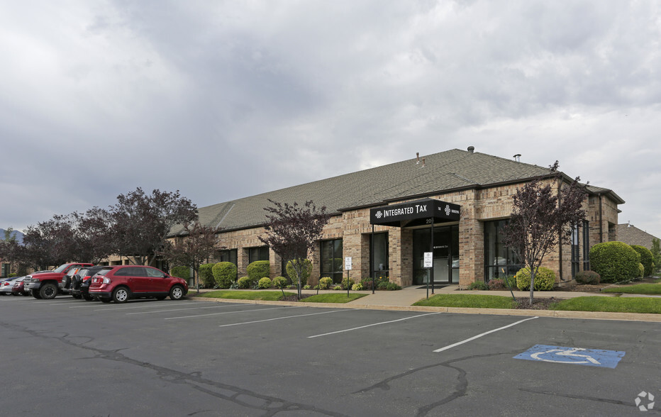 1483 E Ridgeline Dr, Ogden, UT for lease - Primary Photo - Image 1 of 4