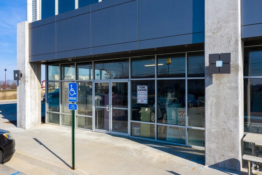 1908 Bryant Rd, Lexington, KY 40509 Pleasant Ridge Shoppes