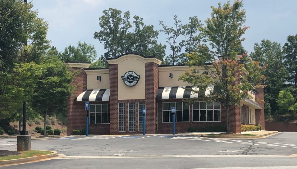 895 Woodstock Rd, Roswell, GA 30075