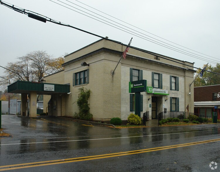 343 Delaware Ave, Delmar, NY for sale - Primary Photo - Image 1 of 1