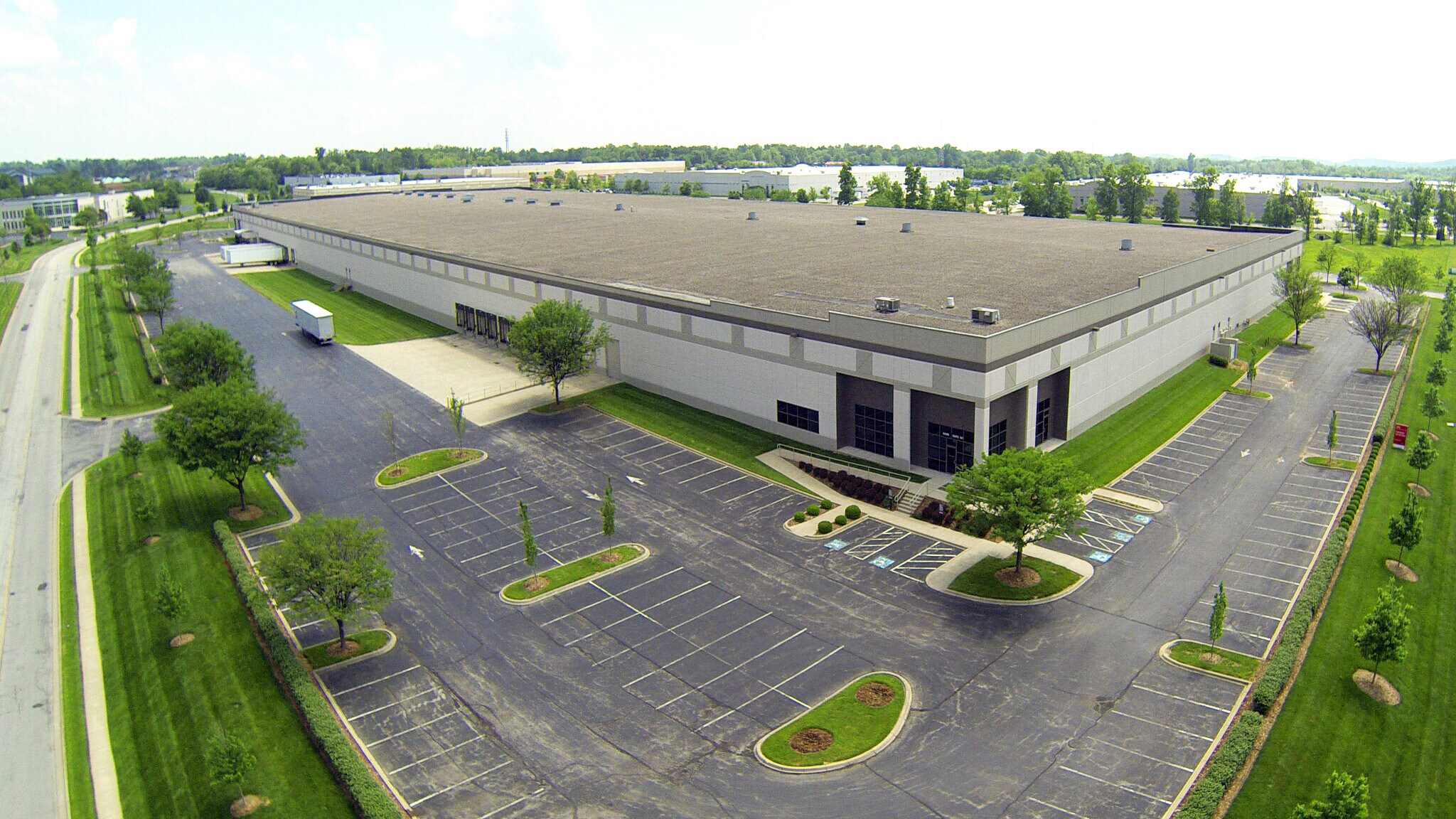 11400 Interchange Dr, Louisville, KY for lease Building Photo- Image 1 of 9