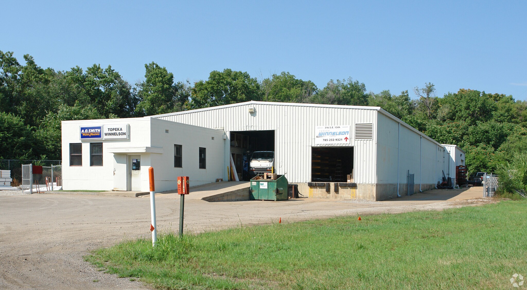 316 SE 13th St, Topeka, KS for sale Primary Photo- Image 1 of 1