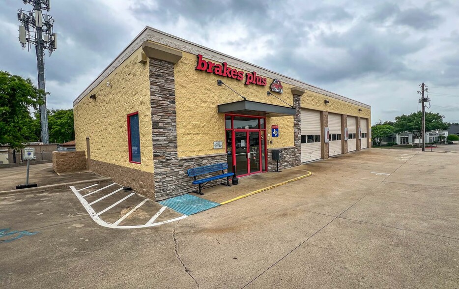 700 Glade Rd, Colleyville, TX for sale - Primary Photo - Image 1 of 2