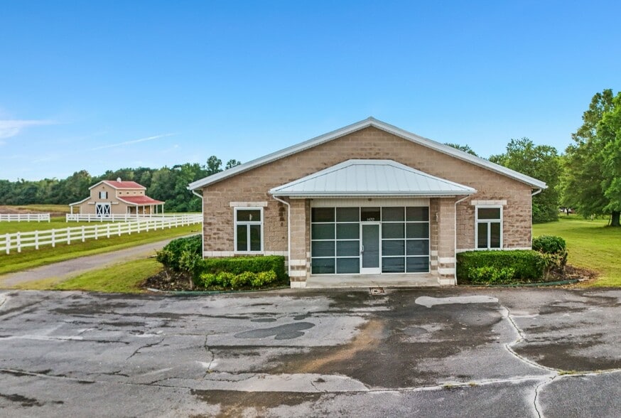 14717 Friend Rd, Athens, AL for sale - Building Photo - Image 1 of 1