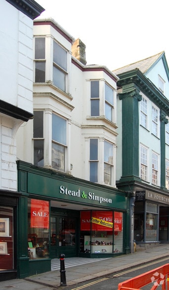 24 High St, Totnes for sale - Primary Photo - Image 1 of 1