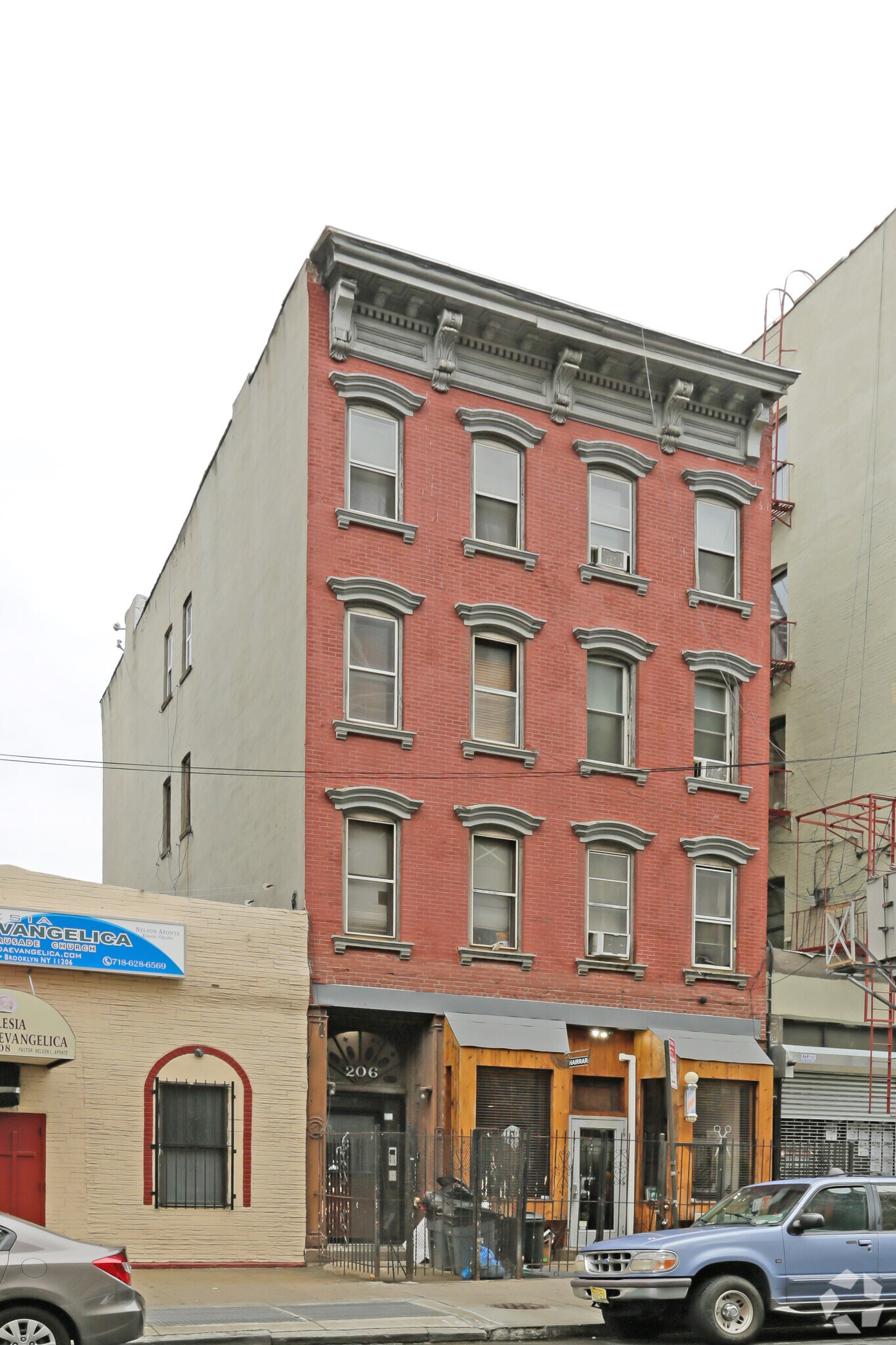 206 Bushwick Ave, Brooklyn, NY for sale Primary Photo- Image 1 of 1