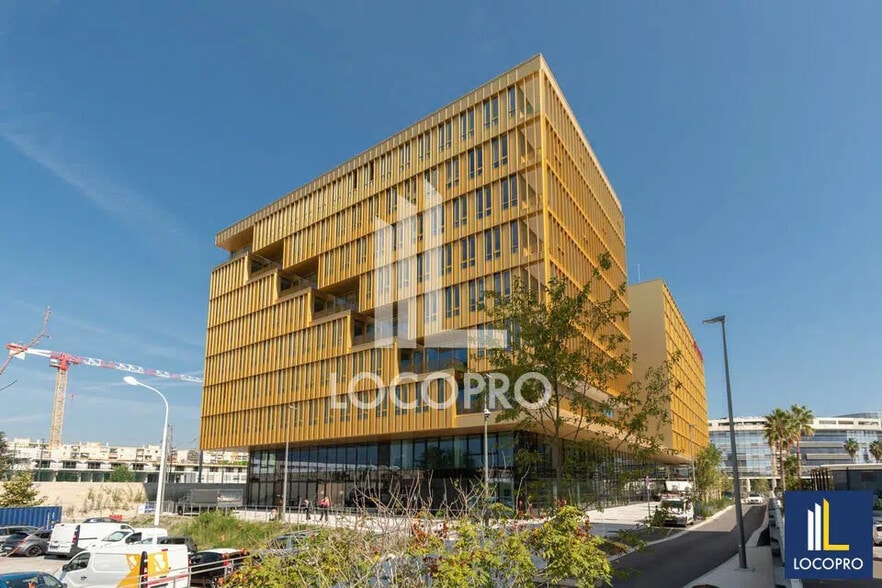 Office in Nice for lease - Building Photo - Image 2 of 43