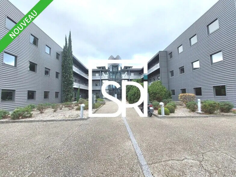 Office in Cournon-d'Auvergne for lease - Building Photo - Image 3 of 10