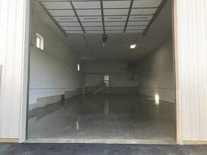 10087 Raven Wood Dr, Saint John, IN for lease Interior Photo- Image 1 of 11