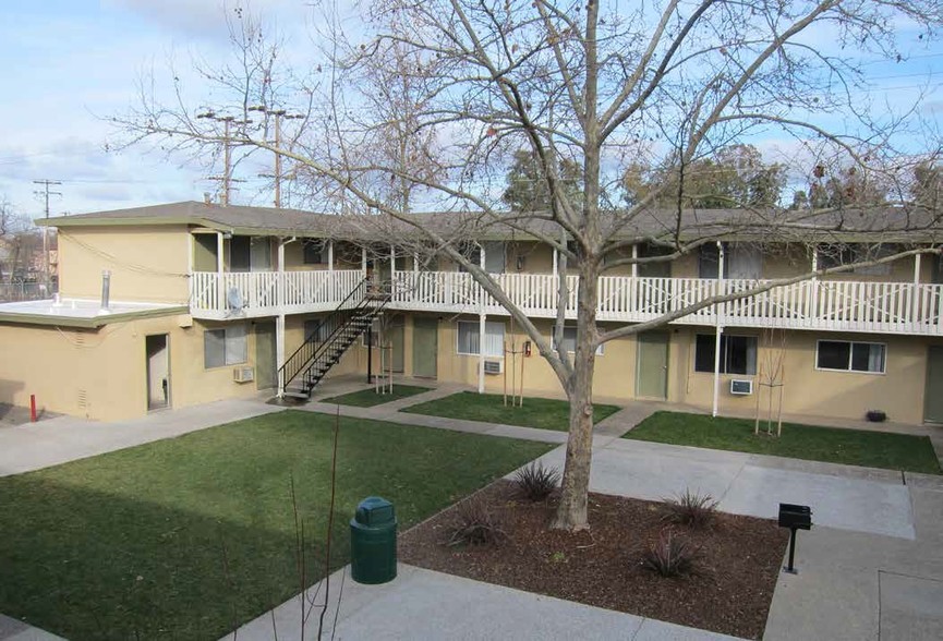 1523 Los Robles Blvd, Sacramento, CA for sale - Building Photo - Image 1 of 1