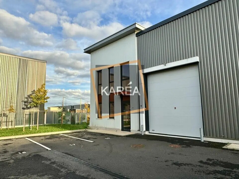 Flex in Bailly-Romainvilliers for lease Building Photo- Image 1 of 6