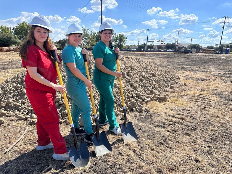 1020 N Murphy Rd, Murphy, TX for sale - Building Photo - Image 1 of 1