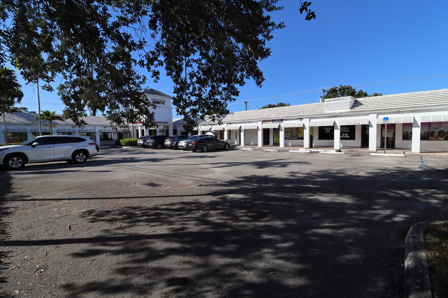 6731-6755 Sunset Strip, Sunrise, FL for lease - Building Photo - Image 2 of 30