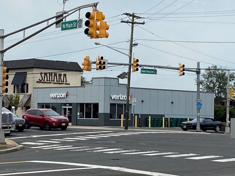 345 N Main St, Manville, NJ 08835