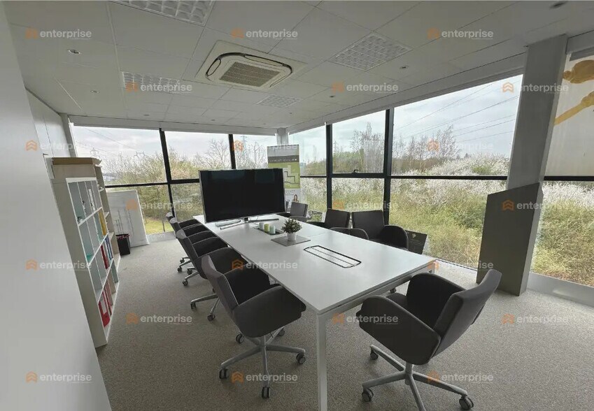 Office in Wasquehal for lease - Interior Photo - Image 3 of 10