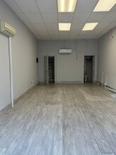 19-21 Bridge St, Glen Cove, NY for lease Interior Photo- Image 2 of 3