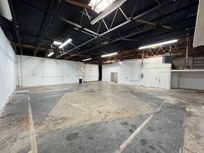 4466 S 74th Ave, Tulsa, OK for lease Interior Photo- Image 2 of 12