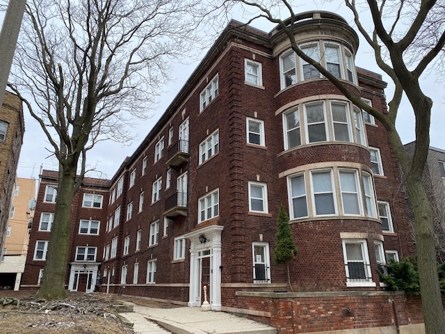 1925 N Prospect Ave, Milwaukee, WI for sale Building Photo- Image 1 of 1