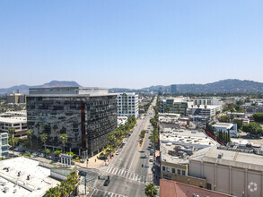 5250 Lankershim Blvd, North Hollywood, CA - aerial  map view