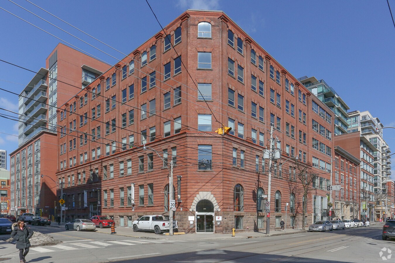 204214 King St E, Toronto, ON M5A 1J7