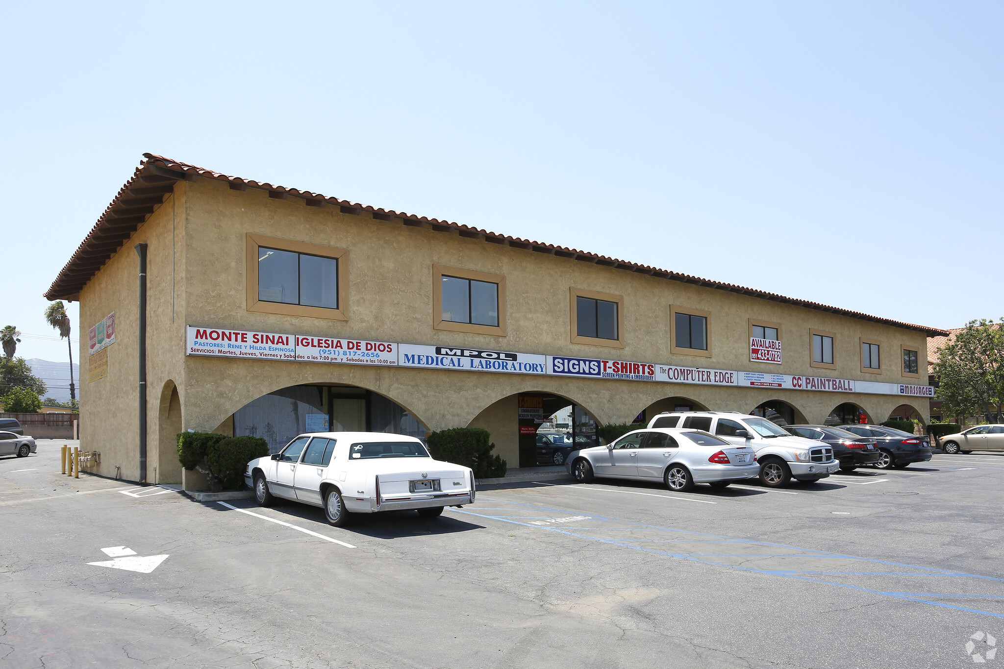 1888 W 6th St, Corona, CA for lease Primary Photo- Image 1 of 5