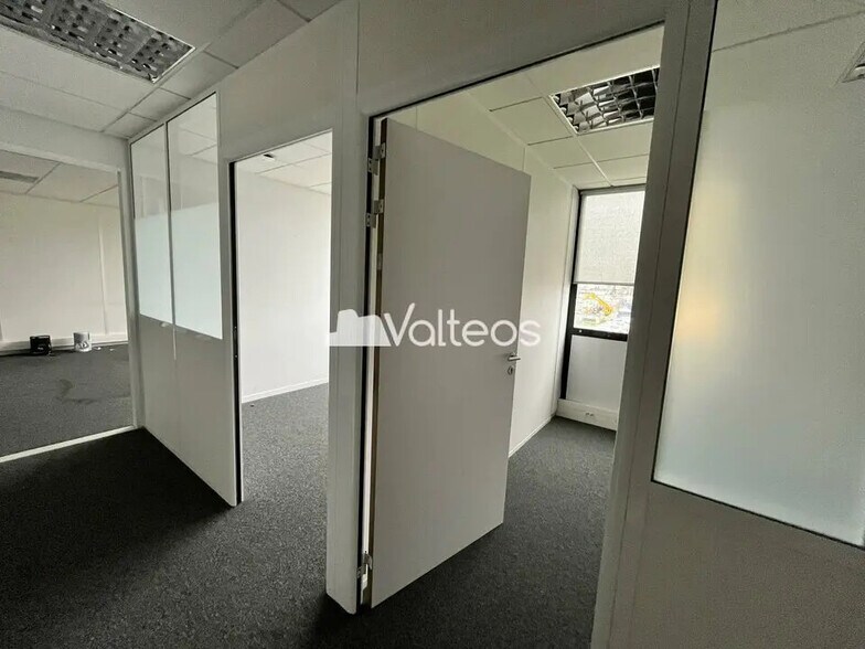 11 Rue Paulin Talabot, Toulouse for lease - Interior Photo - Image 2 of 10