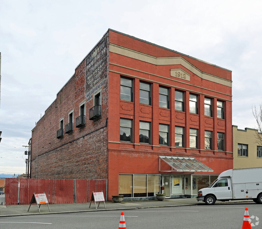 2815 Wetmore Ave, Everett, WA 98201