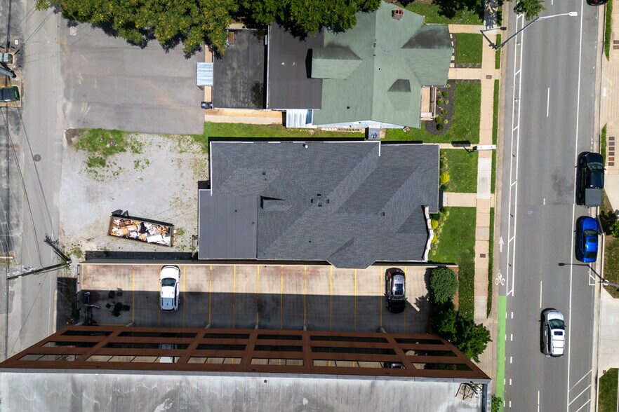 1023 16th Ave S, Nashville, TN for sale - Building Photo - Image 1 of 1