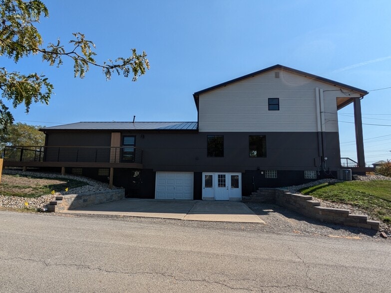 83 Dutilh Rd, Cranberry Twp, PA for lease - Building Photo - Image 3 of 8