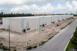 10900 NW 146th St, Hialeah Gardens FL - Warehouse