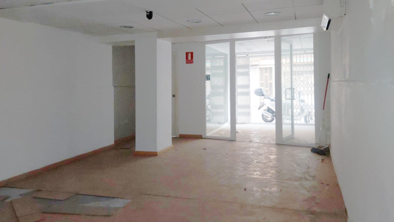 Retail in Reus, Tarragona for lease Interior Photo- Image 1 of 7