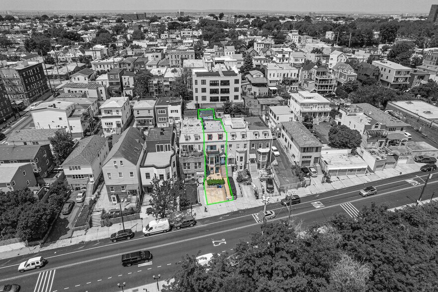 298 Paterson Plank Rd, Jersey City, NJ for sale - Building Photo - Image 3 of 7