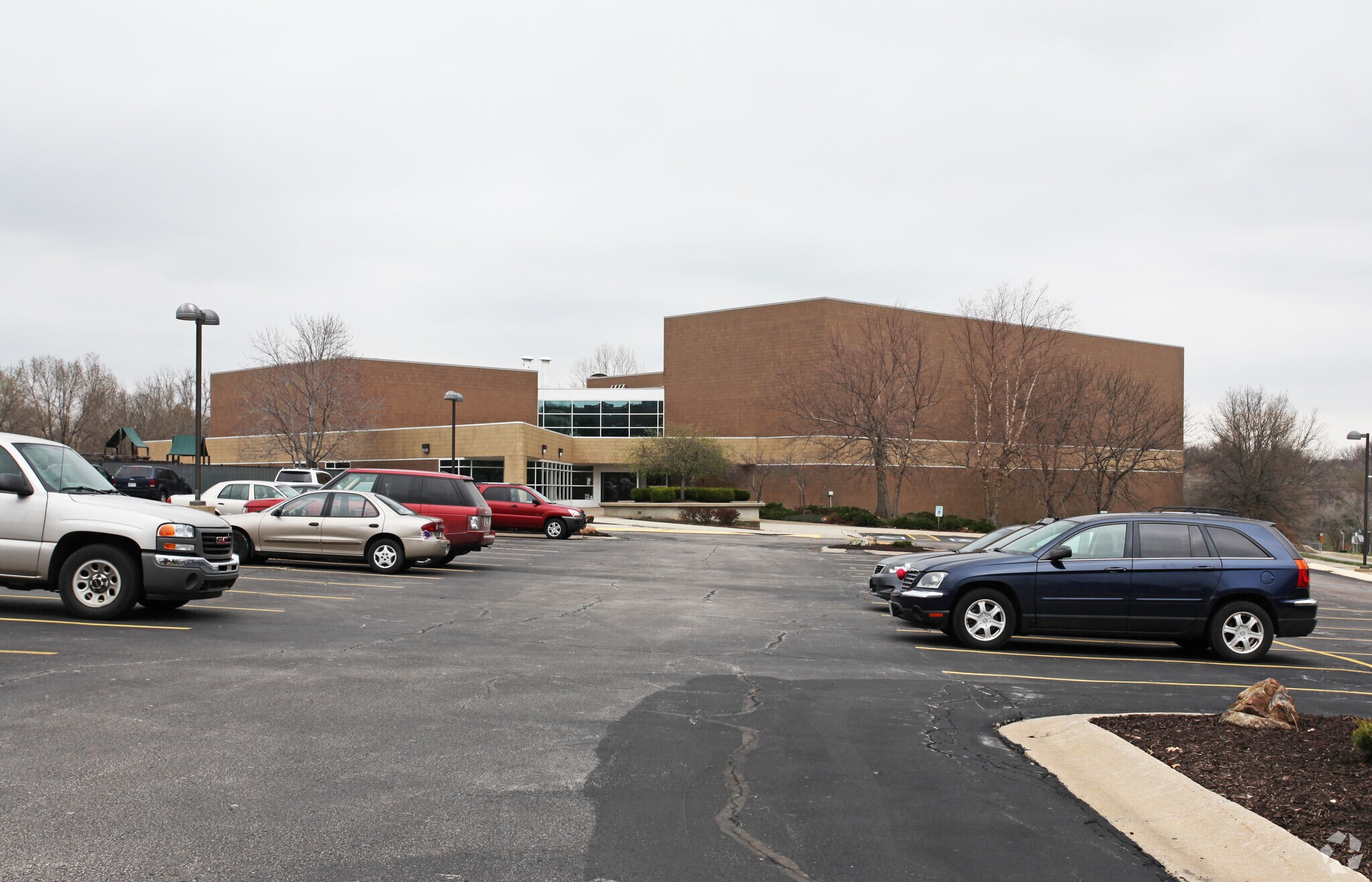 10440 Marty St, Overland Park, KS for sale Primary Photo- Image 1 of 1