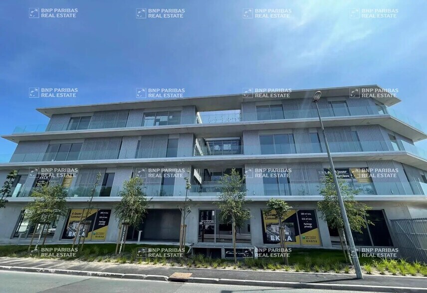 43 Bis Rue De Pitoys, Anglet for sale - Building Photo - Image 2 of 8