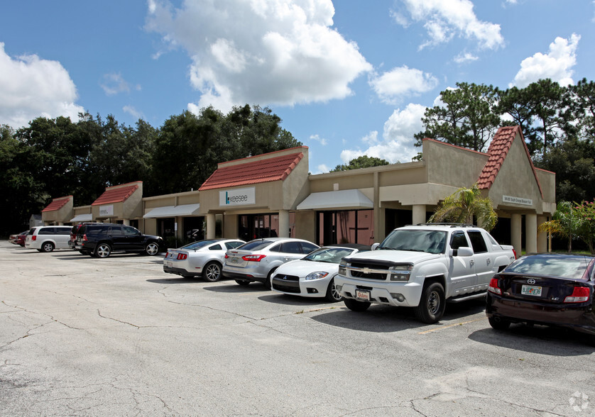 941-951 S Orange Blossom Trl, Apopka, FL for lease - Building Photo - Image 2 of 5