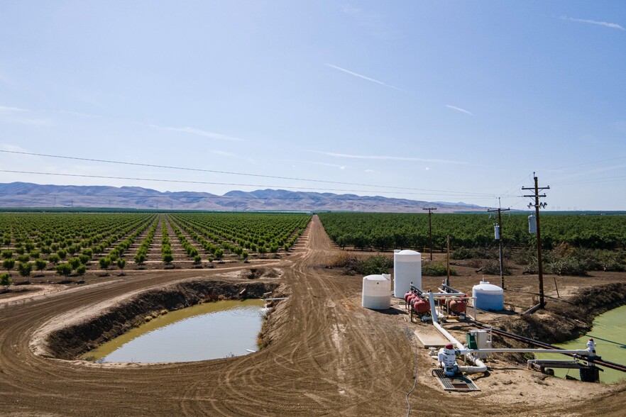 W. California, Mendota, CA for sale - Primary Photo - Image 1 of 1