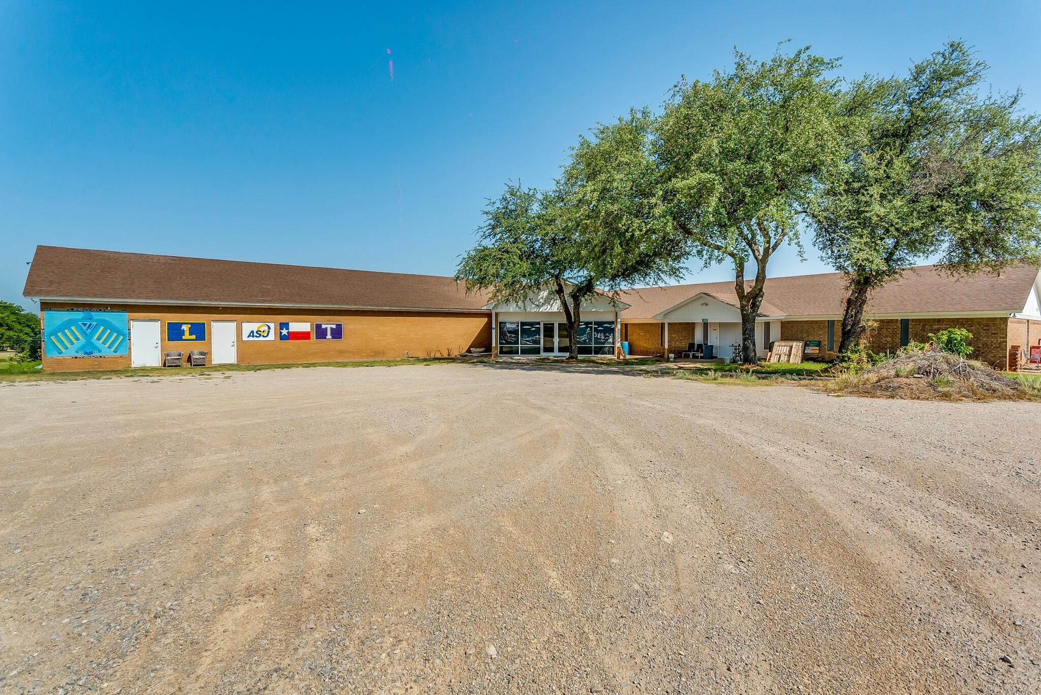 220 W Lipan Dr, Lipan, TX for sale Building Photo- Image 1 of 30