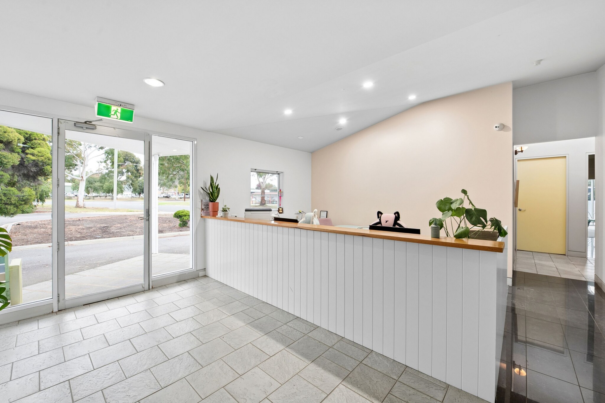 25 Deborah St, Golden Square for sale Interior Photo- Image 1 of 8
