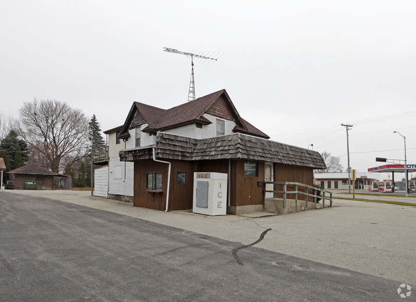 1265 Racine St, Delavan, WI for sale - Primary Photo - Image 1 of 1