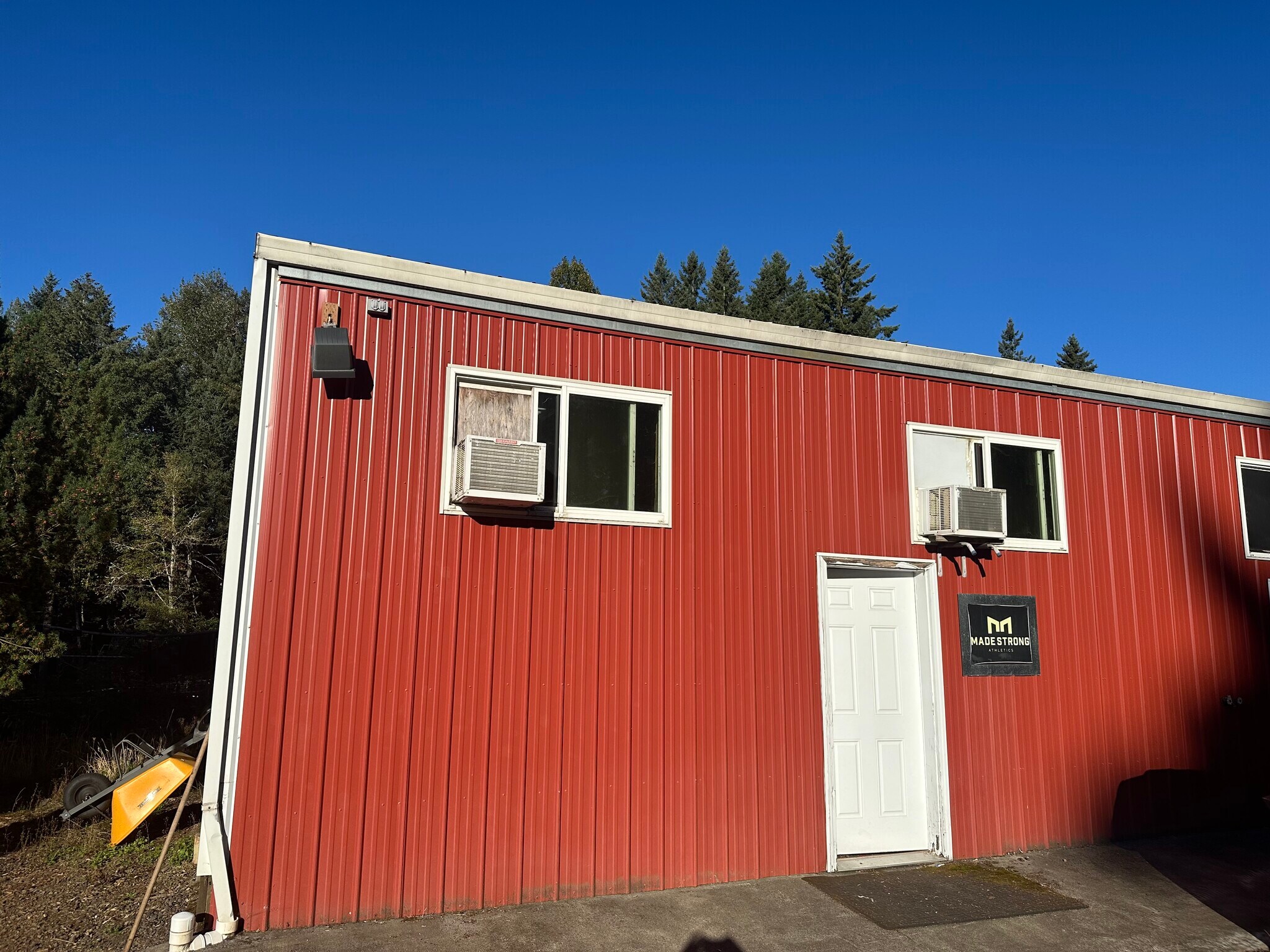 6860 SW Norse Hall Rd, Tualatin, OR for lease Primary Photo- Image 1 of 7