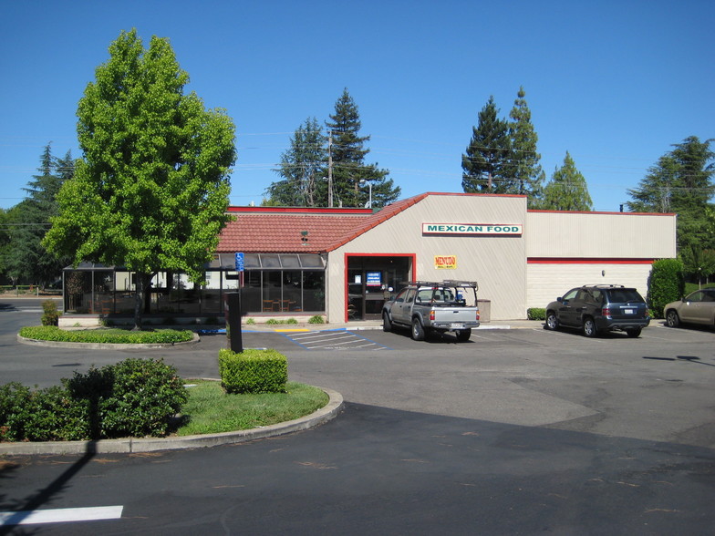 9407-9417 Madison Ave, Orangevale, CA for lease - Building Photo - Image 2 of 6