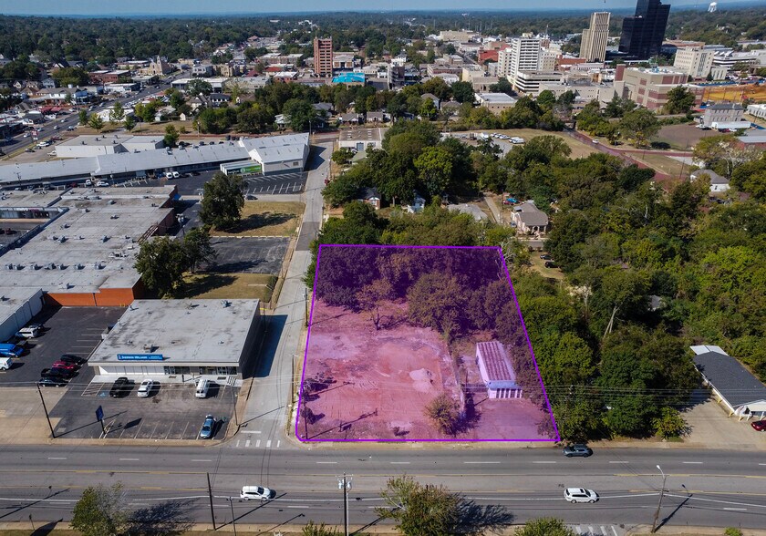 227 S Beckham Ave, Tyler, TX for sale - Building Photo - Image 1 of 1