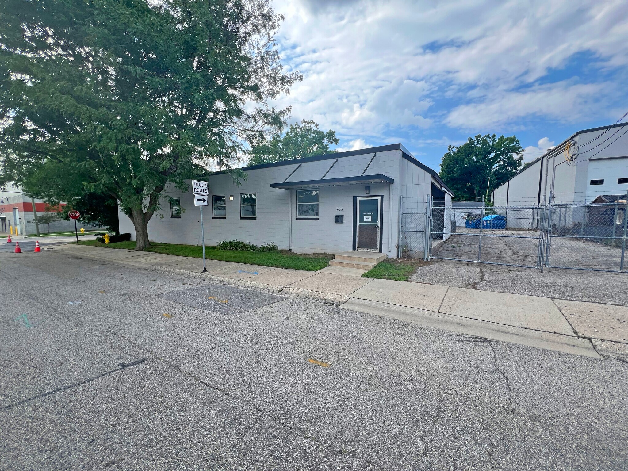 705 Crofton St SE, Grand Rapids, MI for sale Building Photo- Image 1 of 1