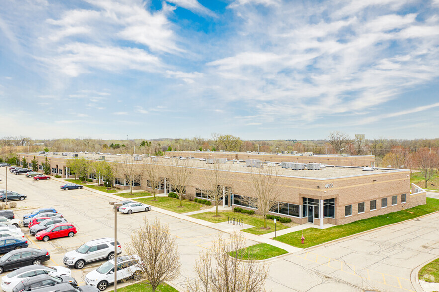 4009 Felland Rd, Madison, WI for lease - Building Photo - Image 3 of 11