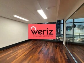 Place De La Joliette, Marseille for lease Interior Photo- Image 2 of 6