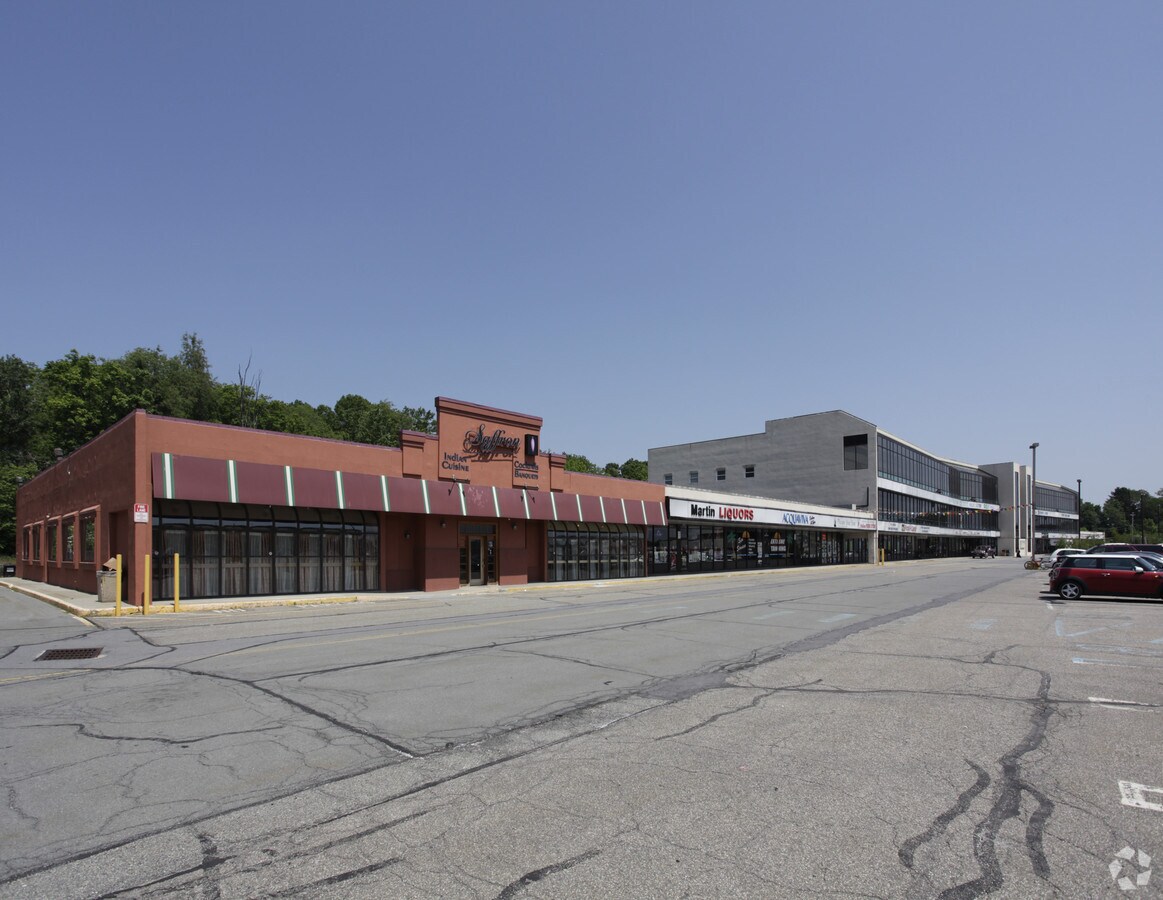 128156 Dolson Ave, Middletown, NY 10940 Middletown Plaza