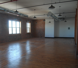 456 Johnson Ave, Brooklyn, NY for lease Interior Photo- Image 2 of 3